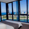 Отель Meriton Suites Southport, Gold Coast, фото 6