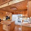 Отель Secluded W Game Room And Huge Wraparound Deck 3 Bedroom Cabin, фото 9