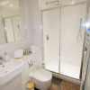 Отель Virexxa Bedford Centre - Alpha Suite - 2Bed Flat with Free Parking & Gym, фото 9