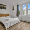 Отель Charming 2-bed Apartment in South West London, фото 3