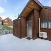 Отель Modern, Plush & Picturesque - Brand New Townhouse, фото 8