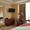 Отель Radisson Hotel and Convention Centre OR Tambo Airport, фото 7