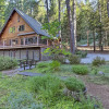 Отель Pollock Pines Cabin w/ Hot Tub: Near Top Vineyards, фото 1