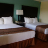 Отель Rockview Inn and Suites, фото 6
