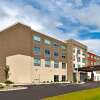 Отель Holiday Inn Express & Suites Milan - Sandusky Area, фото 1