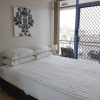 Отель Newcastle Short Stay Apartments - Sandbar Newcastle Beach, фото 8