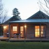 Отель Beechworth Cedar Cottages в Бичворте