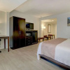 Отель Econo Lodge Inn & Suites Lincoln, фото 42