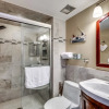 Отель Waterpointe II by Condo-World, фото 8