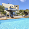 Отель Mountainside Villa w Pool Breathtaking sea View, фото 1