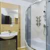 Отель Gdańsk Apartment With Garden by Renters, фото 8