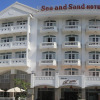Отель Sea and Sand Hotel, фото 1