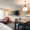 Отель Towneplace Suites Minooka, фото 4