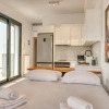 Отель Cozy Deck Roof Apt at the Foothills of Acropolis, фото 2