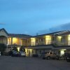 Отель Econo Lodge Inn & Suites Kamloops, фото 21