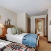 Отель Exclusive 2BR Ritz-Carlton w Mountain Rustic Décor by RedAwning - Save 20% on 7+ Nights!, фото 18
