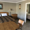 Отель Sunshine Village Motel, фото 3