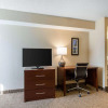Отель Comfort Inn & Suites Airport, фото 5
