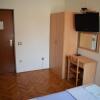 Отель Vila Jelena - Studio apartments for 2 to 3 persons in Sv Filip i Jakov, фото 5