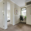 Отель Comfort House near Box Hill, фото 18