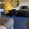 Отель Quality Inn & Suites, фото 31