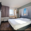 Отель B&B HOTEL Calais Centre Saint-Pierre, фото 15