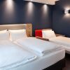 Отель Holiday Inn Express Dusseldorf Airport в Дюссельдорфе