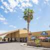 Отель Days Hotel by Wyndham Peoria Glendale Area в Пеории