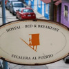 Отель Hostal Escalera al Puerto в Вальпараисо