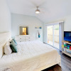 Отель 516 Boating Club Home 4 Bedrooms 2 Bathrooms Home, фото 3