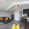 Отель Deerfin Rentals. Private Chalet with Hot Tub, фото 4