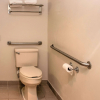 Отель Quality Suites Lake Wright - Norfolk Airport, фото 8