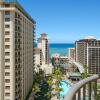 Отель Embassy Suites Waikiki Beach Walk, фото 1