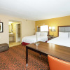 Отель Hampton Inn Suites Jacksonville Airport, фото 6