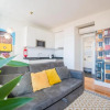 Отель GuestReady - Chic and Vibrant Apt with Stunning Views - Anjos, фото 15