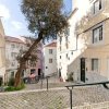 Отель Beautiful 1-Bedroom Apt in Lisbon - NO TV - в Лиссабоне