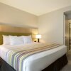 Отель Country Inn & Suites by Radisson, Bloomington at Mall of America, MN, фото 31