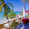 Отель Room in B&B - Room H - Left Side sea View2rd Flat 2guast, фото 9