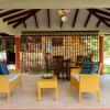 Отель Villas des Alizes beachfront suites and garden villas на Острове Праслине