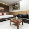 Отель RedDoorz Plus @ Tuparev Cirebon, фото 25