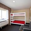 Отель Holiday Inn Express Hotel & Suites Newton, фото 3