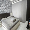 Отель OYO 93352 Apartement Gateway Cicadas By Db Rent, фото 13