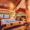 Отель Cedar Bliss Star Studio Bedroom Cabin by Redawning, фото 5