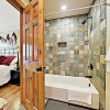 Отель Mountain-view W/ Pool & Hot Tub, Near Skiing 2 Bedroom Condo, фото 9