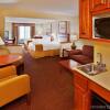 Отель Holiday Inn Express & Suites Sheldon, an IHG Hotel, фото 7