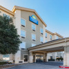 Отель Comfort Inn & Suites Near the AT&T Center, фото 1