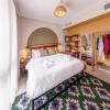 Отель Earthy & Tranquil 1 BR Apt with Pool & Beach Access, фото 11