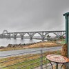 Отель Waterfront Oregon Abode w/ Balcony & Ocean Views!, фото 18