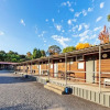 Отель Dartmouth Motor Inn, фото 1