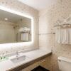 Отель Holiday Inn Philadelphia South - Swedesboro, an IHG Hotel, фото 9